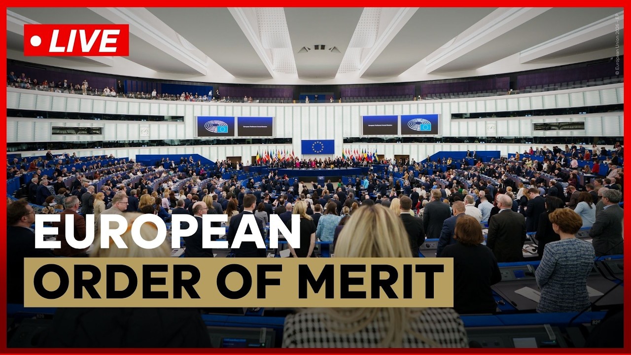 Awarding the first European Order of Merit distinctions