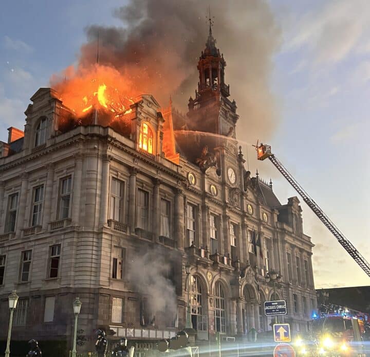 Incendie de l'hôtel de ville de Limoges (Haute-Vienne, France), 17 octobre 2026.